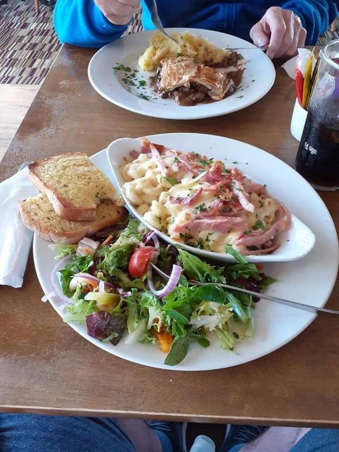 The Stag Hotel Northwood  Ngoại thất bức ảnh